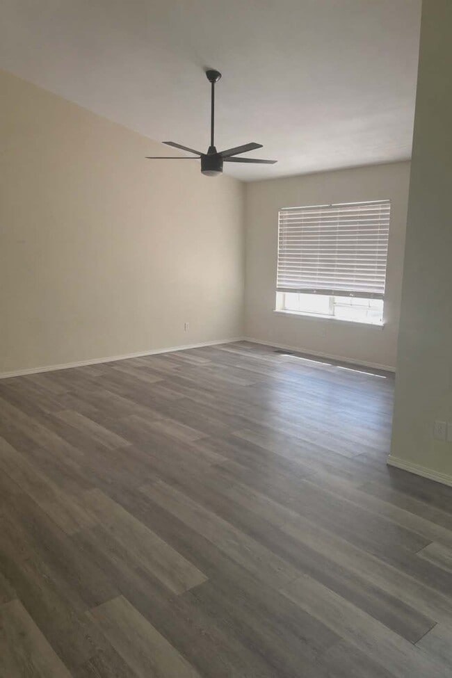 Building Photo - 79 Sherlock Dr