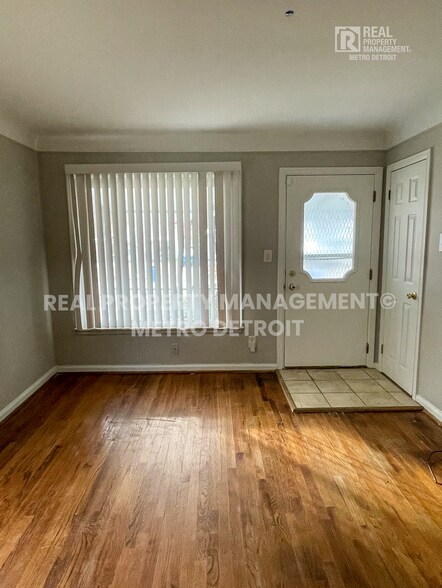 Building Photo - 25284 Stanford St