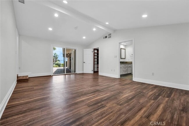 Building Photo - 2417 Sunnyside Ridge Rd