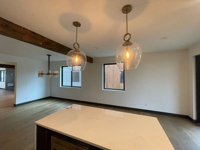 Building Photo - Brand New Three Story Whitefish Townhouse