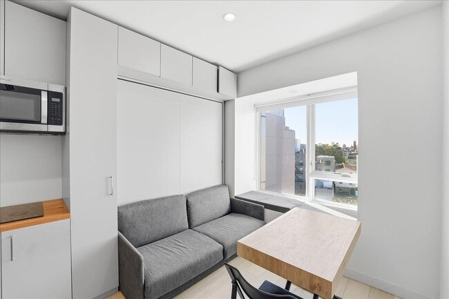 Building Photo - 190 ACADEMY St