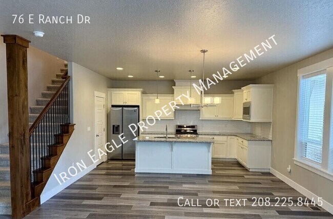 Building Photo - 76 E Ranch Dr