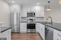 Building Photo - 106 Valley Stream Cir