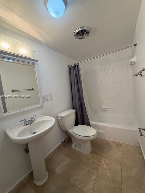 Building Photo - 9159 SW 77th Ave
