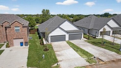 Building Photo - 120 Wood St