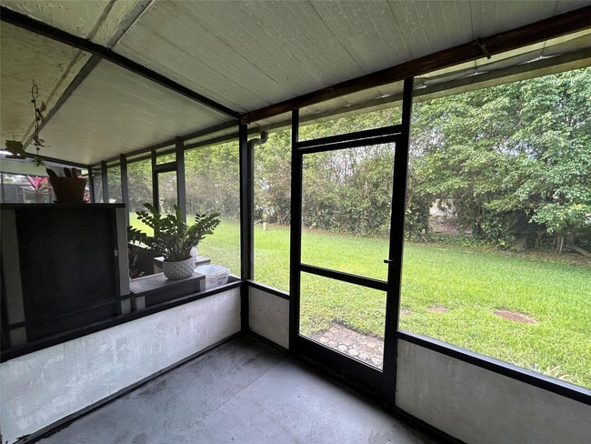 Building Photo - 8131 Lagos De Campo Blvd