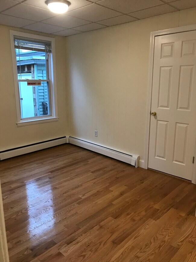 Building Photo - 805-807 Merrimack Street