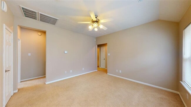 Building Photo - 23 Benedict Canyon Loop