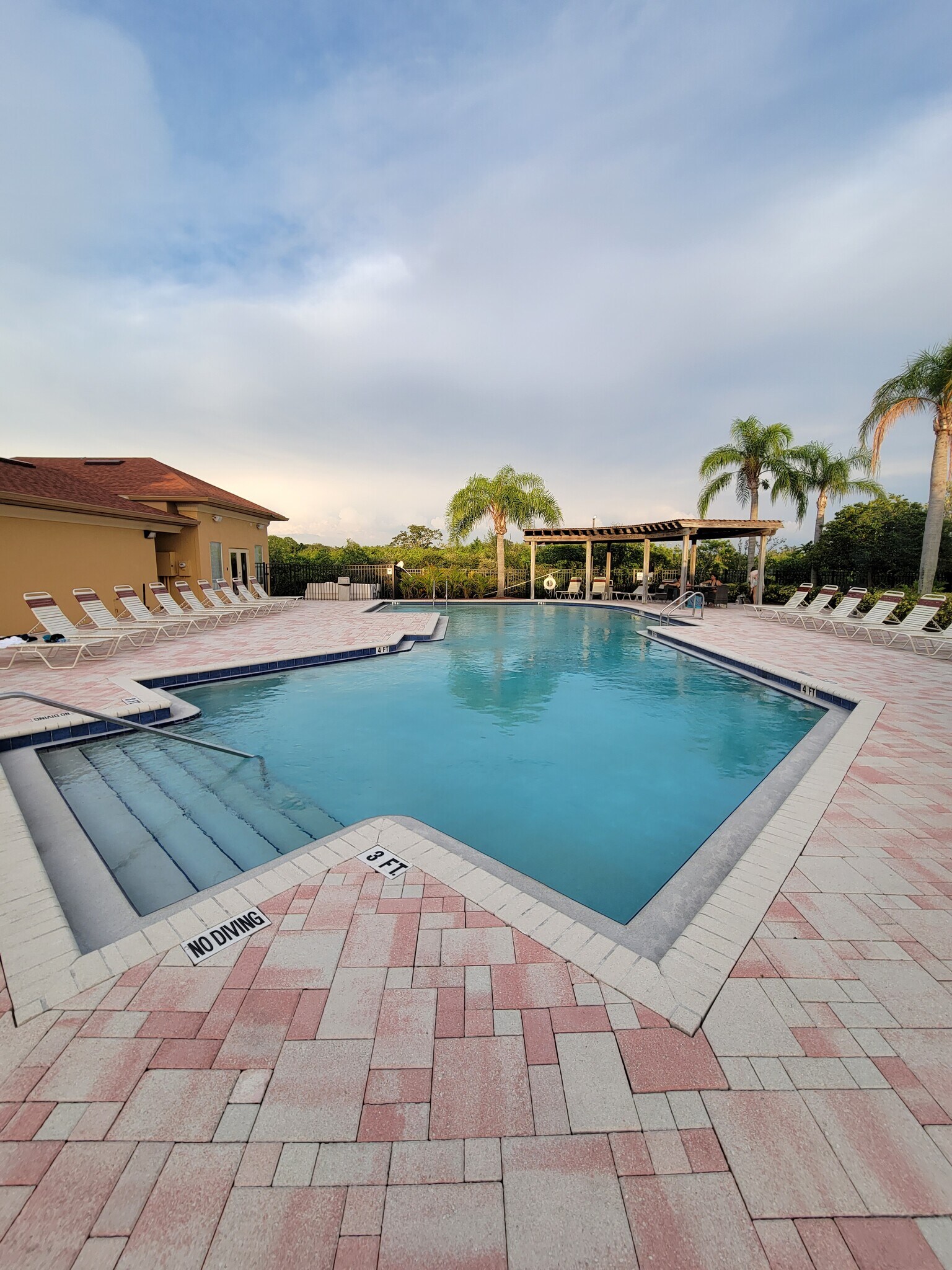 Building Photo - 4311 Bayside Village Dr