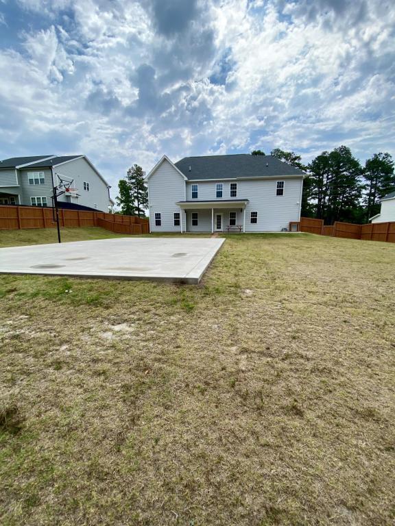Building Photo - 811 Townsend Rd