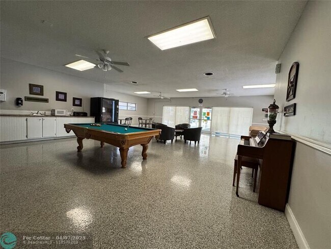 Building Photo - 5800 Margate Blvd