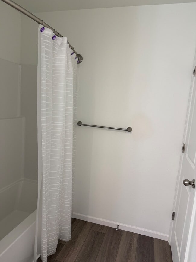 Building Photo - 188 E Sunset Cove Ln