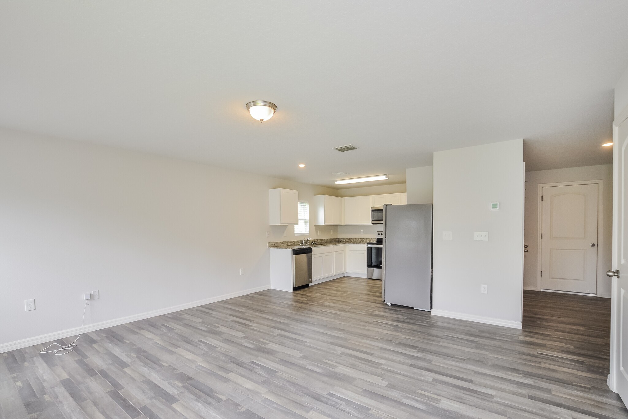 Building Photo - 20 Slipper Orchid Trail E
