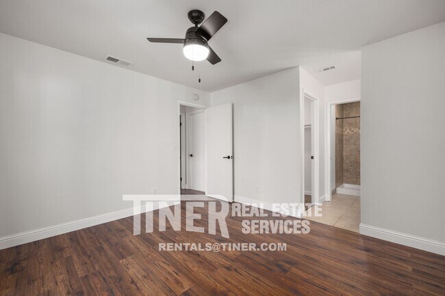 Building Photo - 7586 Waterwillow Dr