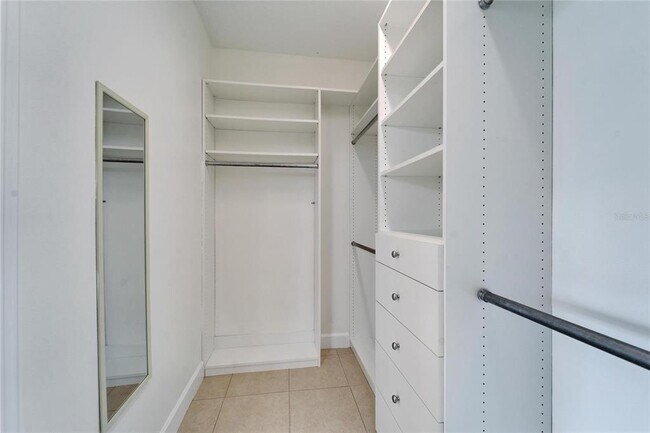 Building Photo - 970 Pembroke Point Way