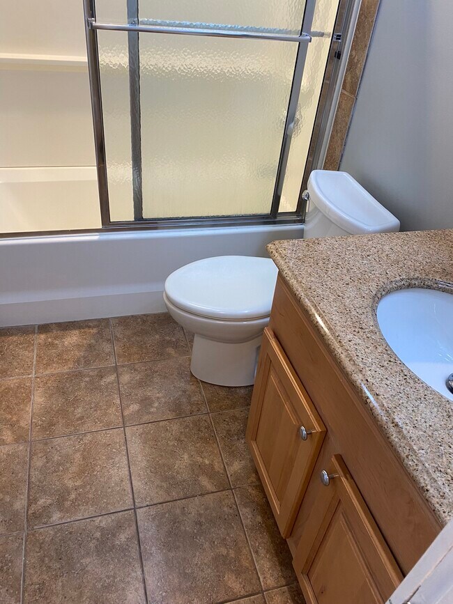 Building Photo - 203 Coraopolis Rd