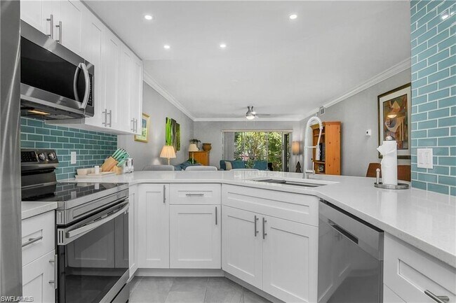 Building Photo - 773 Wiggins Lake Dr