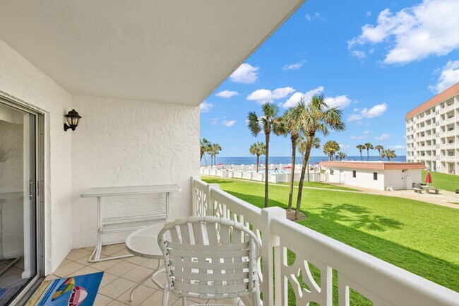 Building Photo - 909 Santa Rosa Blvd