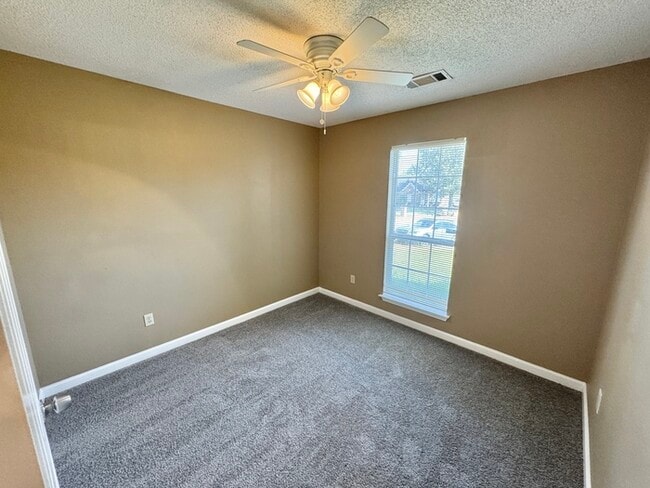 Building Photo - 4707 Sage Grass Cove