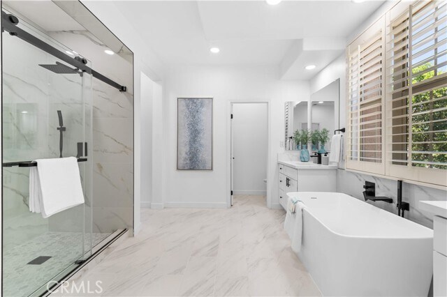 Building Photo - 67 Cienega