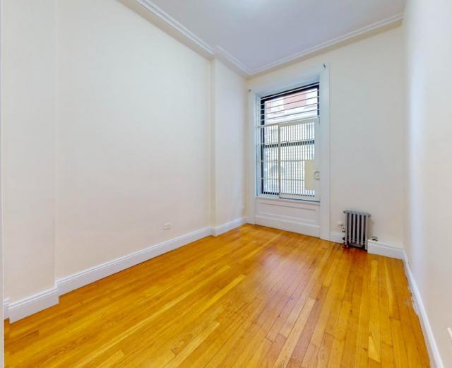 Building Photo - 3 bedroom in NEW YORK NY 10025
