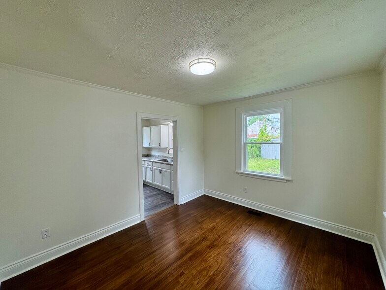 dining room - 1387 Ivydale Ave SW