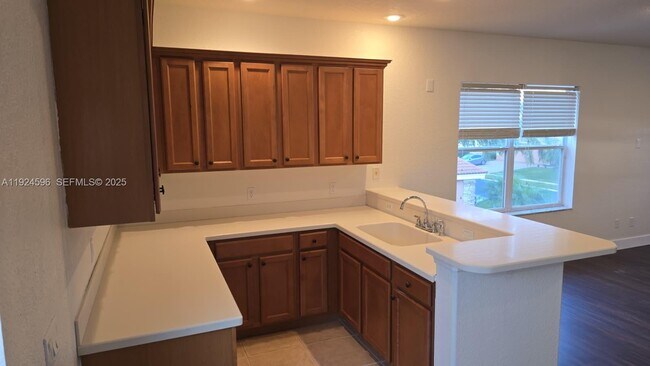 Building Photo - 2802 Quiet Water Trail