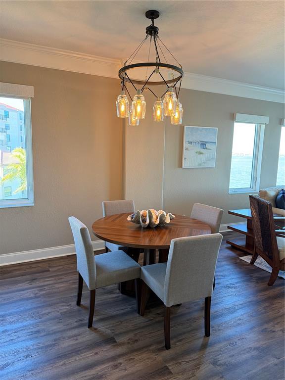 Building Photo - 6025 Sun Blvd