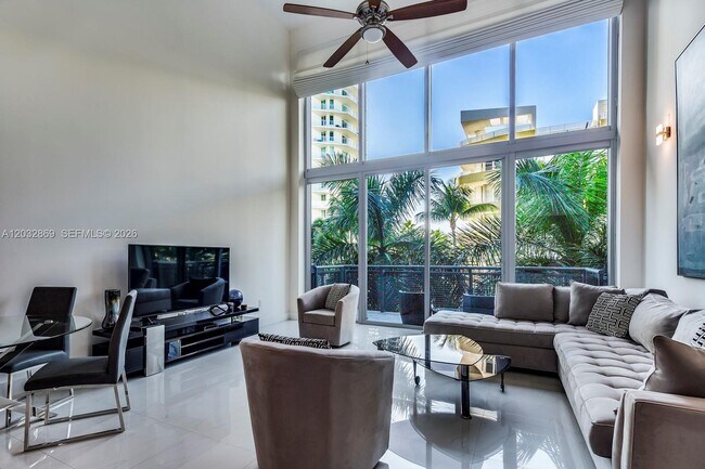 Building Photo - 6000 Collins Ave