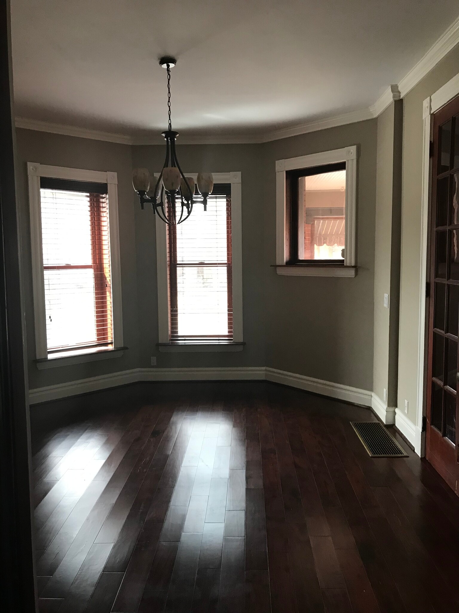 Building Photo - 1037 Garvin Pl