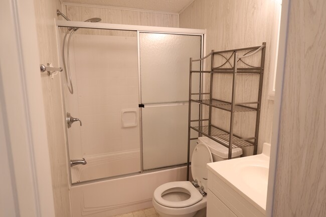 Building Photo - 922 Moss Oak Ct