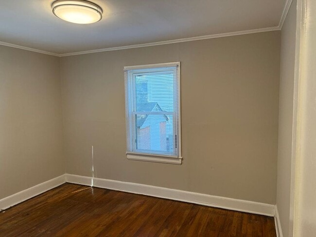 Building Photo - 3 Bedroom 1 Bath for rent