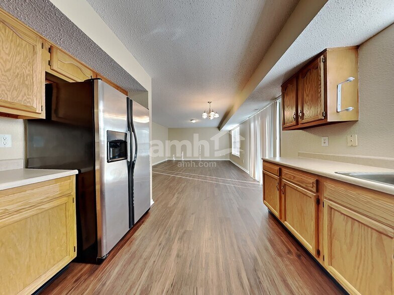 Building Photo - 8149 Whitham Dr