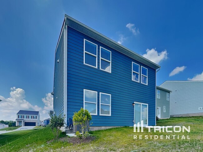 Building Photo - 204 Wild Daisy Wy
