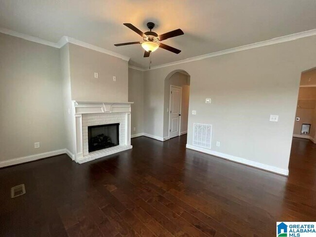 Building Photo - 4234 Lennox Dr