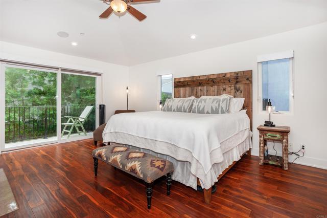 Building Photo - 527 Liverpool Dr