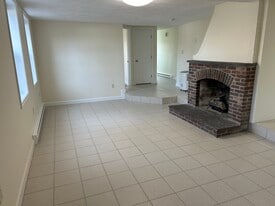 Building Photo - 182-186 Marlborough St