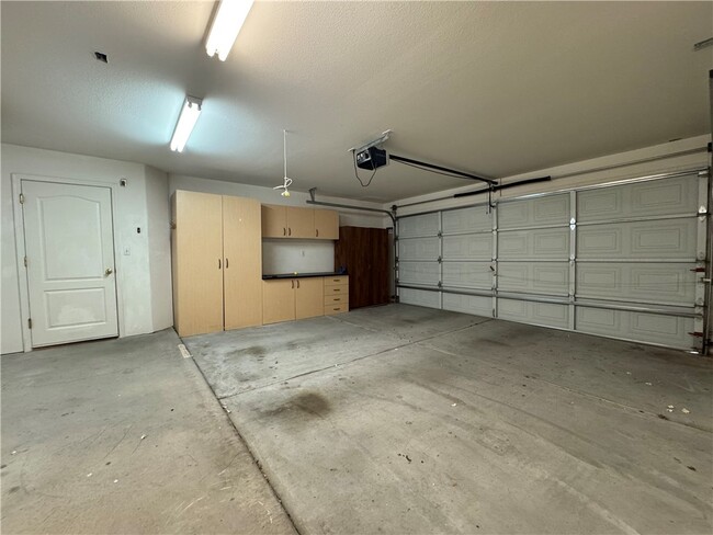 Building Photo - 1651 Segovia Way