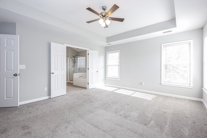 Building Photo - 311 S Orchard Farms Ave