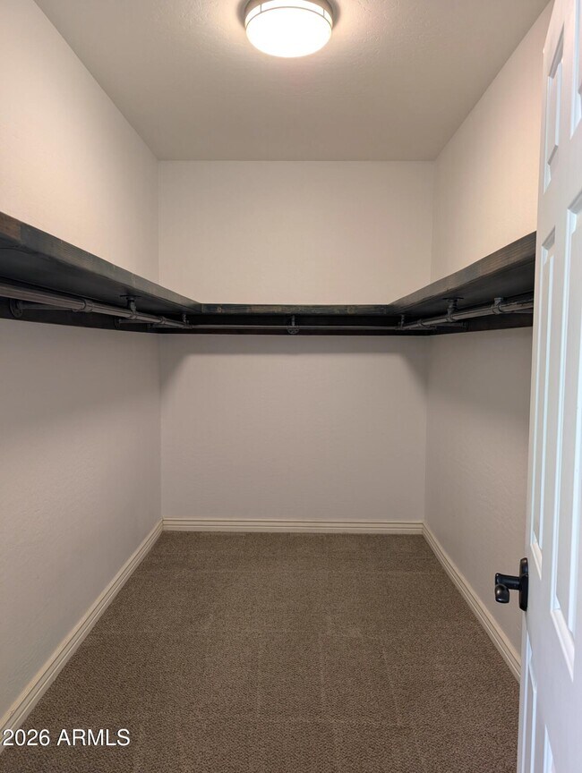 Building Photo - 1184 S Jesse Pl