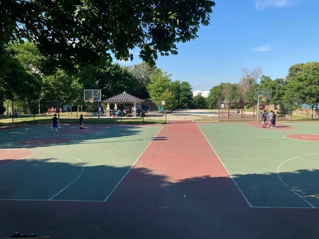 Building Photo - 362 Bunker Hill St