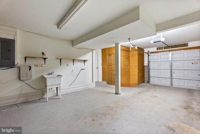 Building Photo - 8454 Rippled Creek Ct