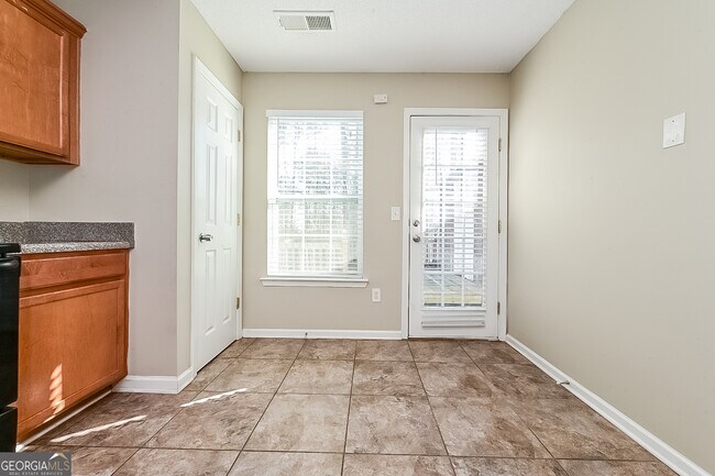 Building Photo - 253 Lossie Ln
