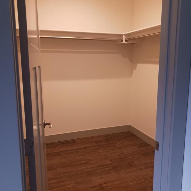 Building Photo - 3939 Millie Ct