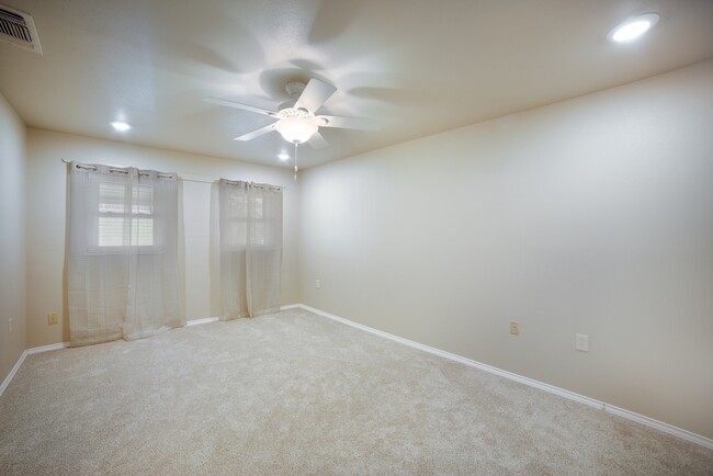 master bedroom - 12715 Old Spanish Trl