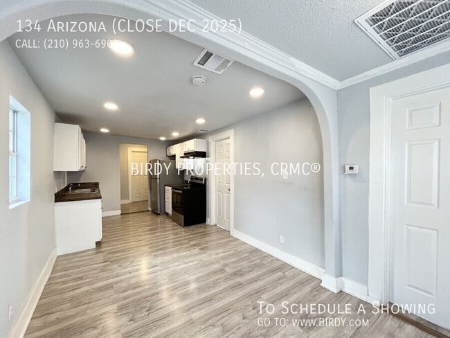 Building Photo - 134 Arizona