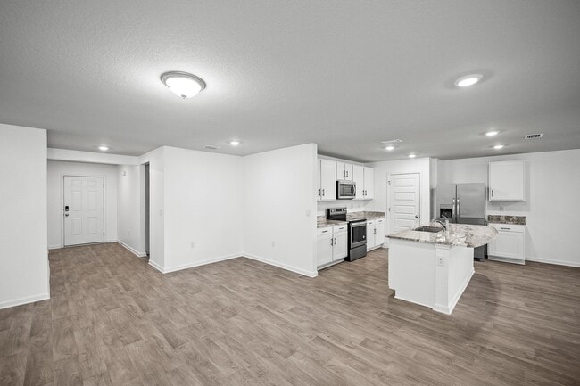 Building Photo - 7087 Abigail St