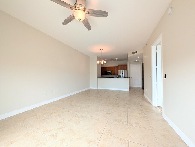Building Photo - Modern 1BR/1BA Condo with 2 Parking Spaces – Prime Coral Gables Location