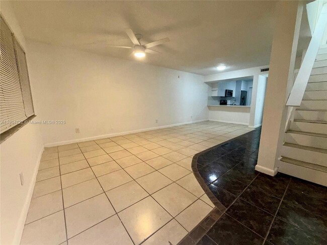 Building Photo - 4045 NW 19th St