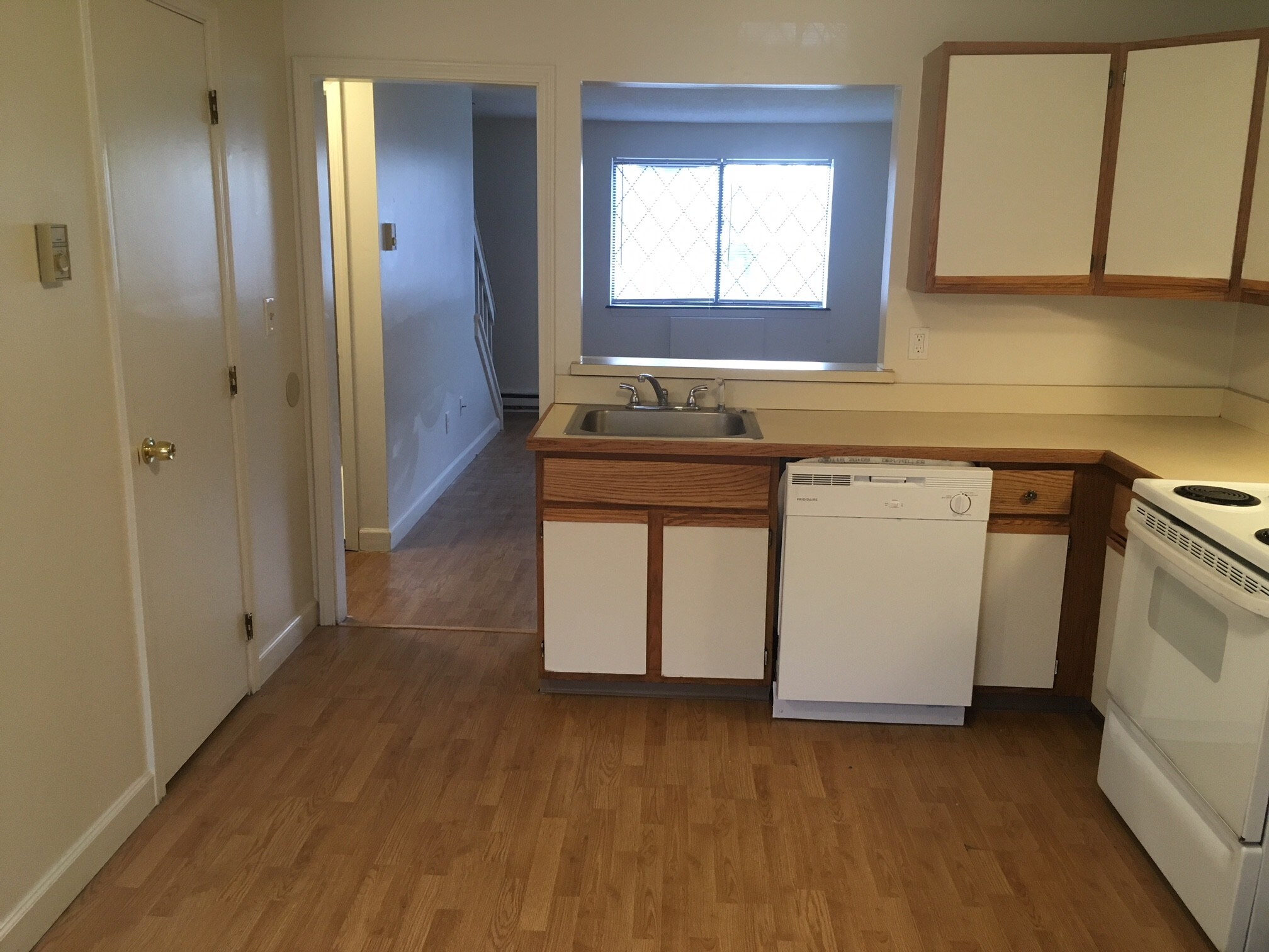 Building Photo - 356 Waterville St